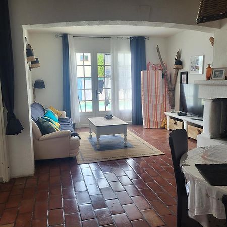 Maison Au Calme Sur Arlesヴィラ エクステリア 写真